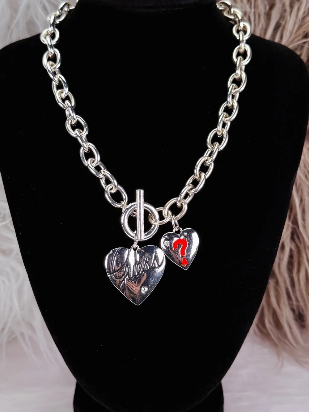 GUESS Silver Tone Chunky Chain Double Heart Toggle Charm Statement Necklace